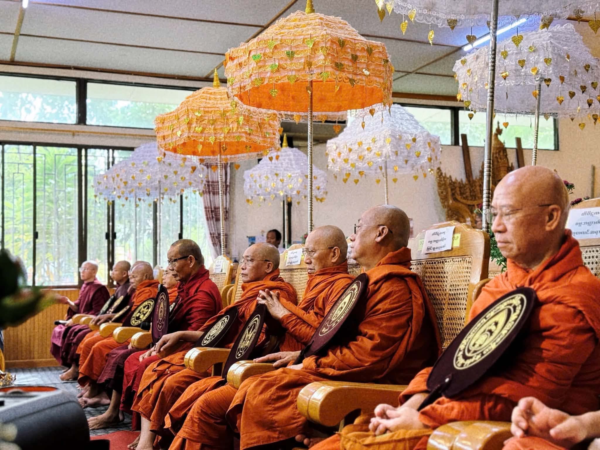 Học và hành theo lời Phật dạy